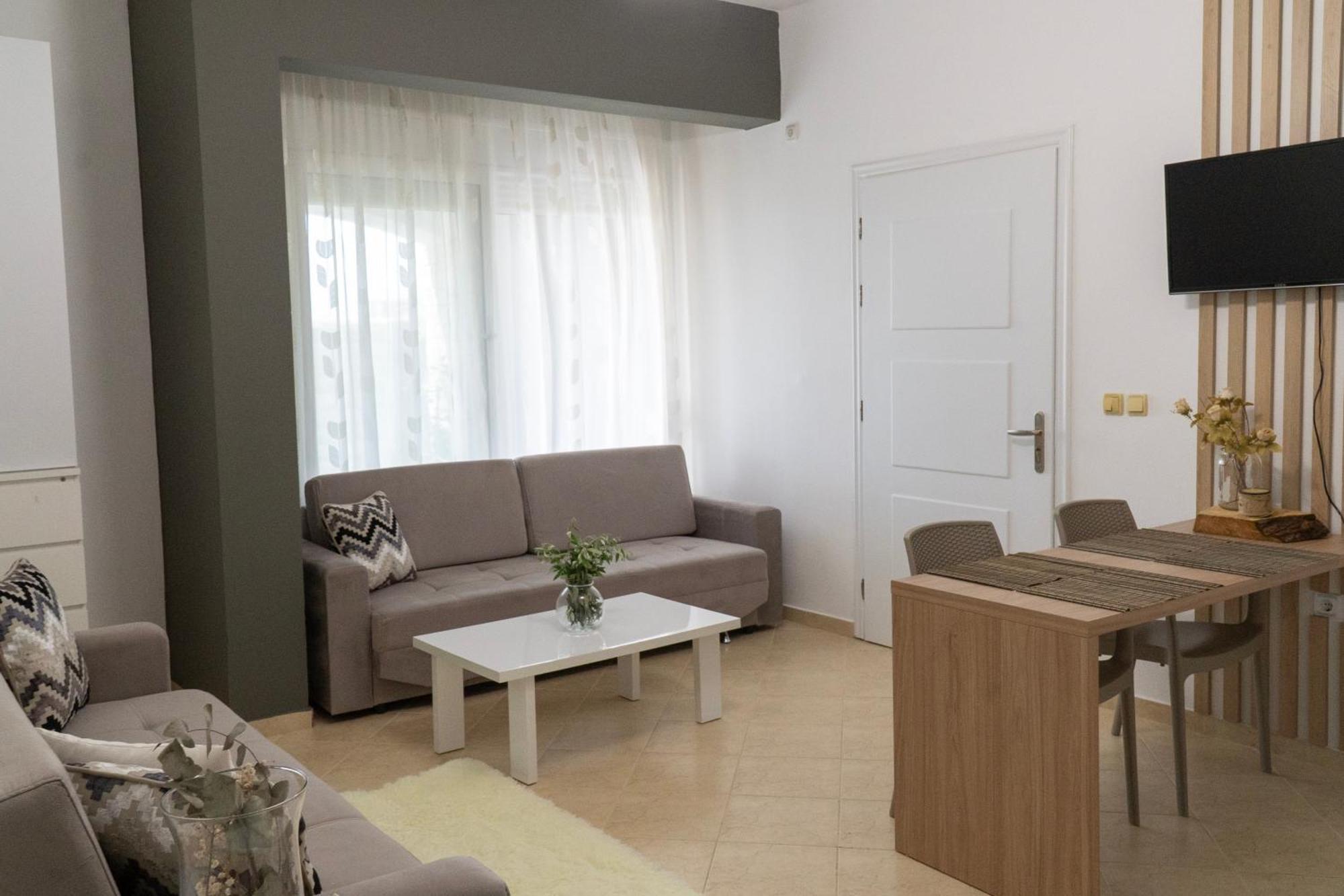 Sarandë Ostria 2 아파트 객실 사진